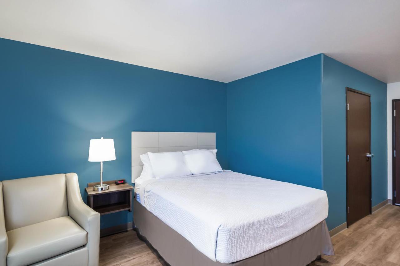 Woodspring Suites Chicago Addison Exteriör bild
